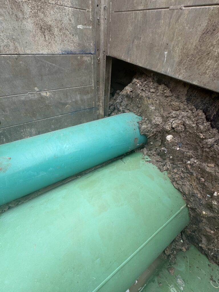 Dig and Repair Operations in Pasadena, Texas